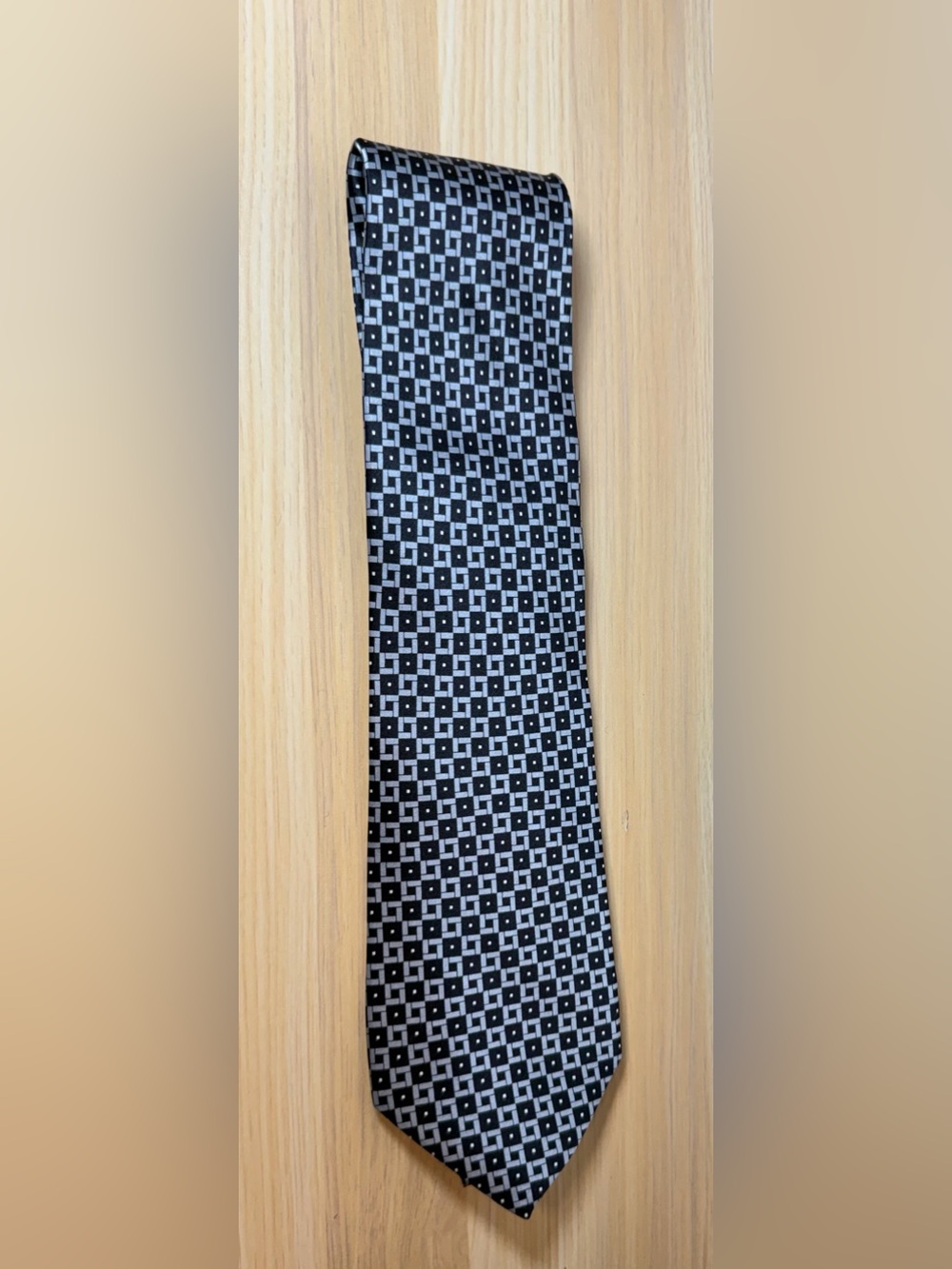 Prescot Bay Silk Men's Black & Gray Geometric Dress Tie